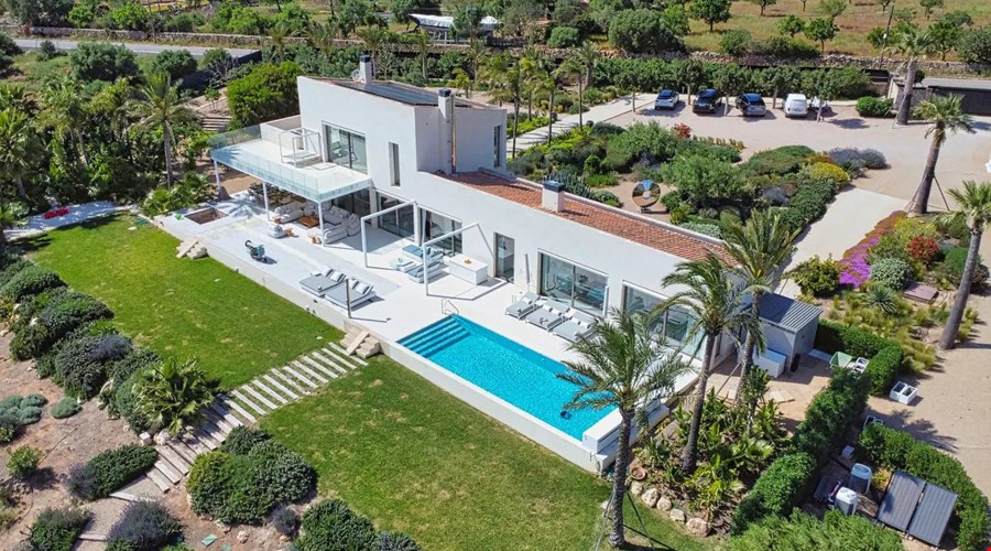 Villa for sale in Santa Maria del Camí