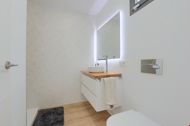 Gallery image 13
