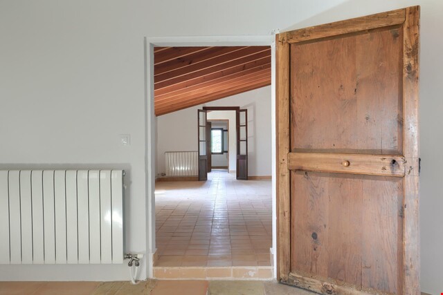 Gallery image 12