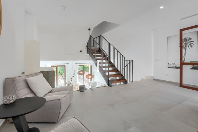 Gallery image 7