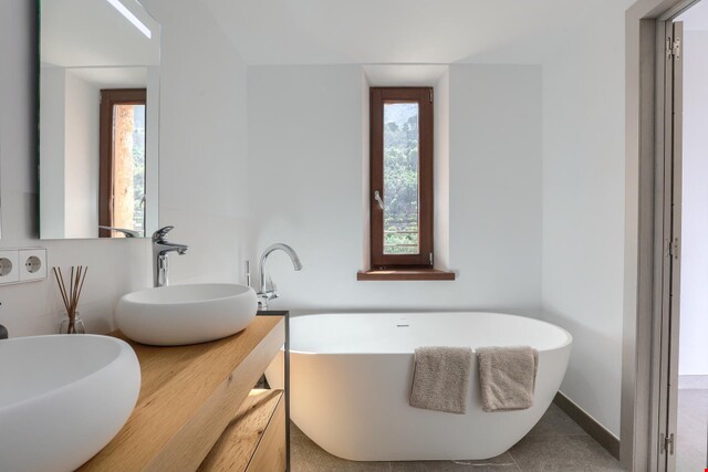 Gallery image 11