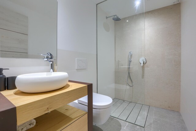 Gallery image 15